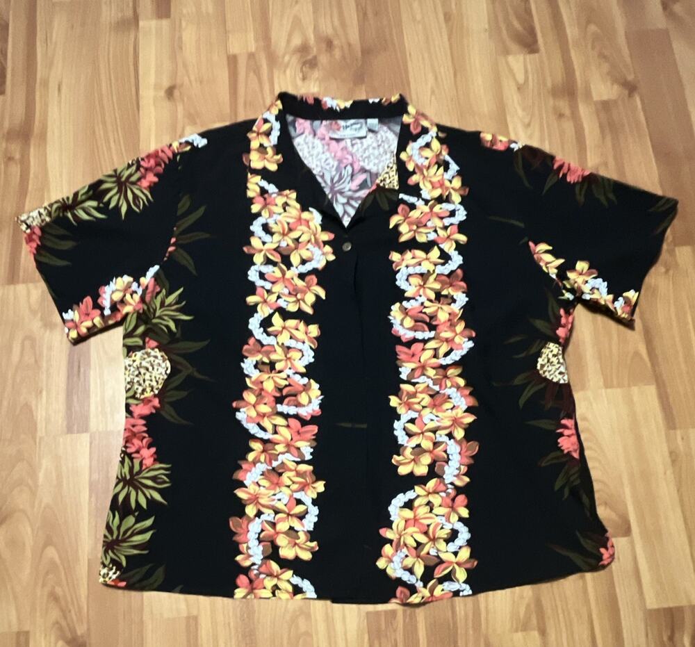 Hilo Hattie Women's XL Black Floral Hawaiian Tropical Short Sleeve Button Shirt